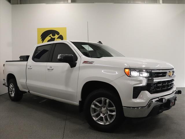 2023 Chevrolet Silverado 1500 LT:D13464