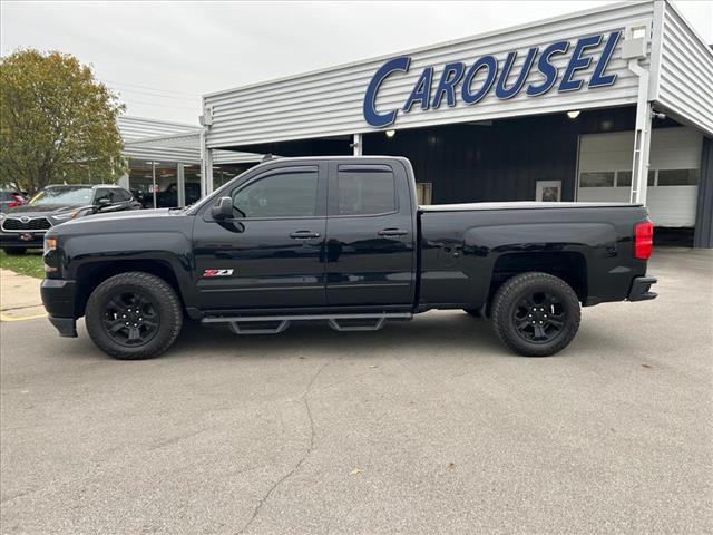 Photo of 2017 Chevrolet Silverado 1500 LT in Iowa City, IA - 2,  2017 Chevrolet Silverado 1500 LT:D13300