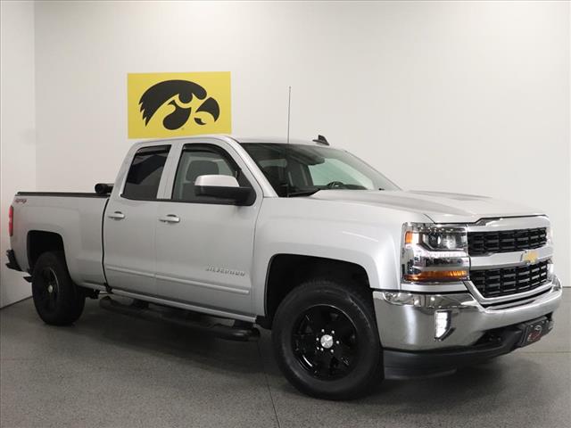 2018 Chevrolet Silverado 1500 LT photo 2