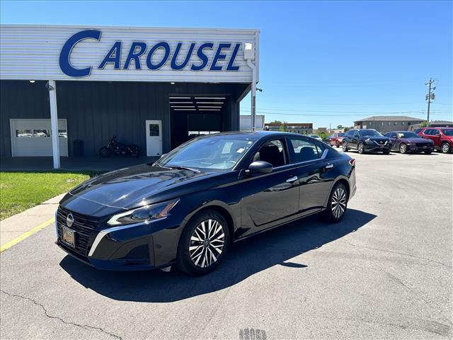 2025 Nissan Altima 2.5 SV:D13817