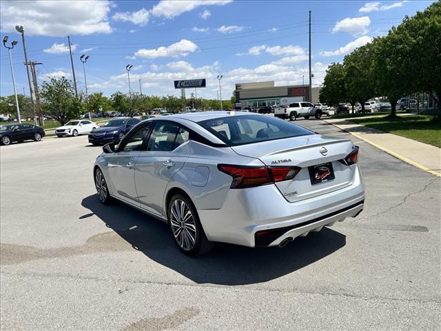 2023 Nissan Altima 2.5 SL:D13744