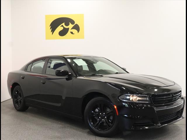 2021 Dodge Charger SXT photo 2