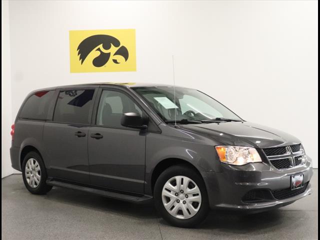 2020 Dodge Grand Caravan SE photo 2