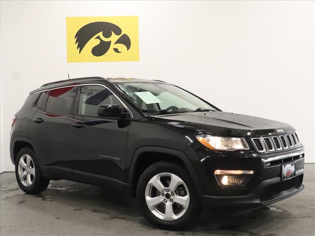 2017 Jeep Compass Latitude:D13511