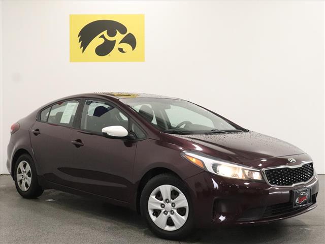 2017 Kia Forte LX Base photo 2