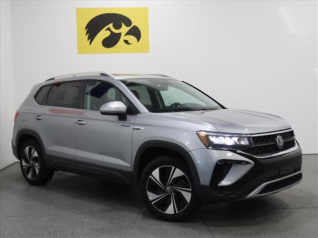 2024 Volkswagen Taos SE 4Motion:D13975