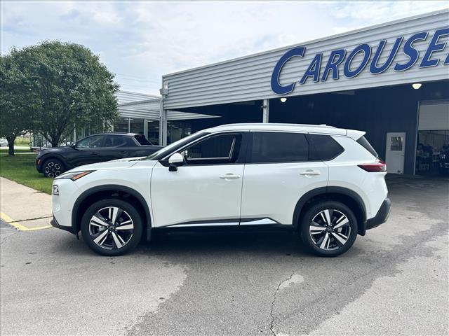 2022 Nissan Rogue SL:D13951