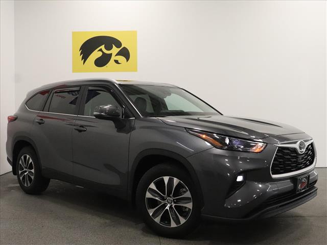 2024 Toyota Highlander XLE:D13429