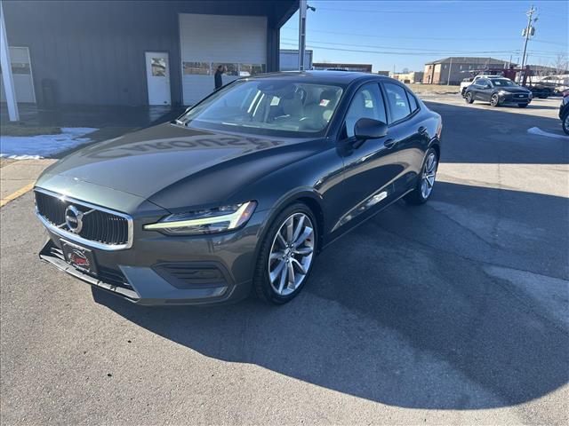 2019 Volvo S60 T6 Momentum:D13604