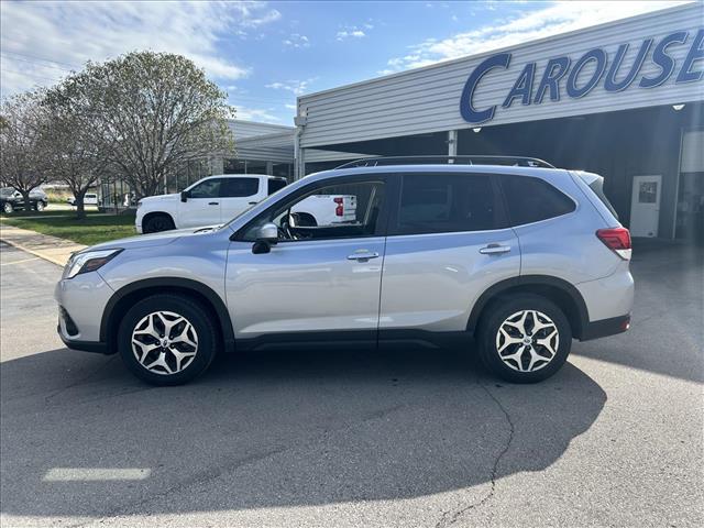 2023 Subaru Forester Premium:D14161