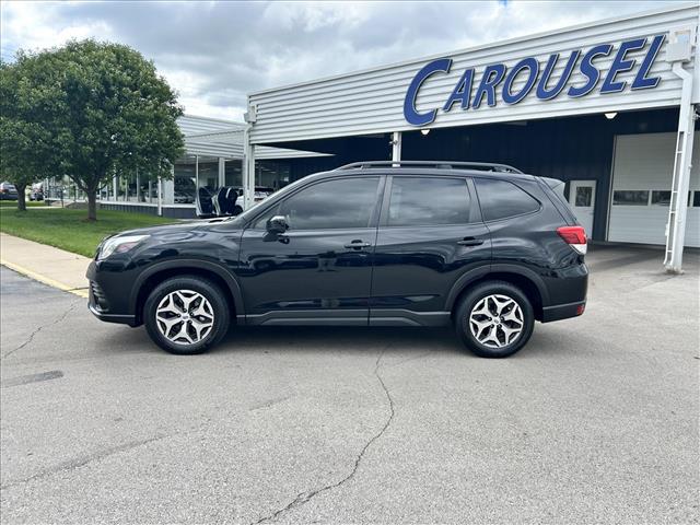 2023 Subaru Forester Premium:D13822
