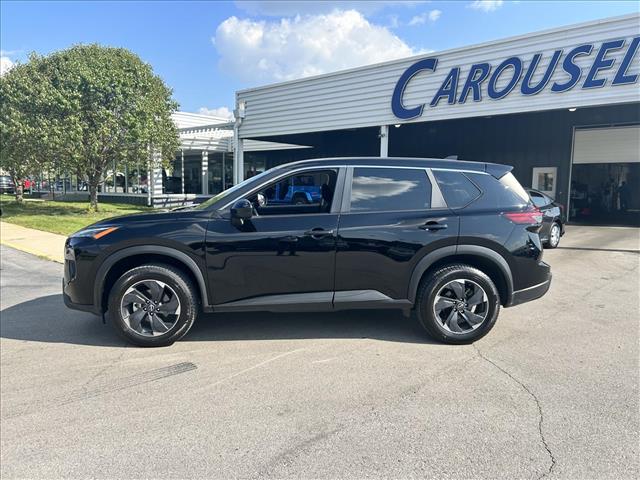 2025 Nissan Rogue SV:D13987