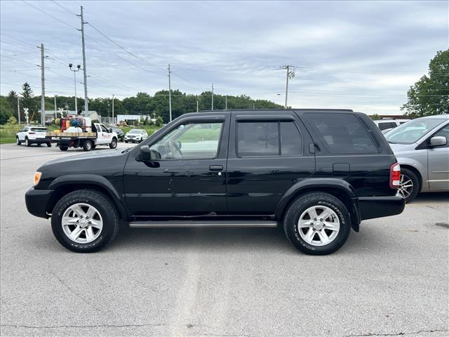 2002 Nissan Pathfinder LE:D13619C