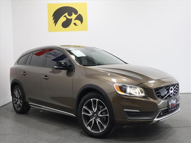 2016 Volvo V60 Cross Country T5 Platinum:D13695
