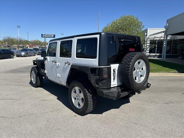 2013 Jeep Wrangler Unlimited Sahara:D12889A