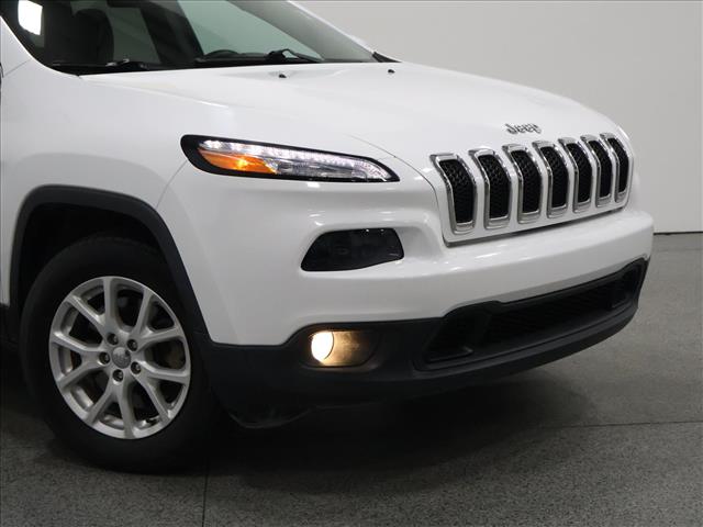 2017 Jeep Cherokee Latitude:D14062