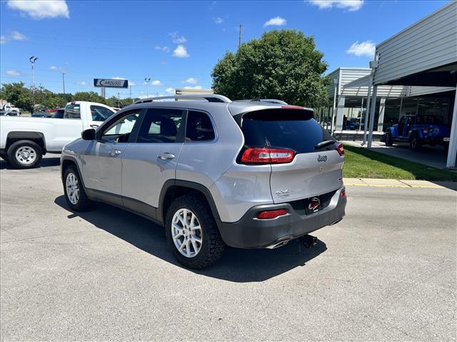 2018 Jeep Cherokee Latitude:D13818