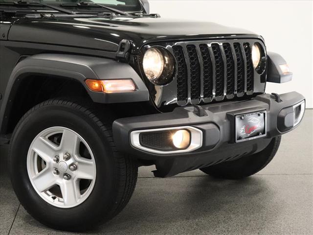 2023 Jeep Gladiator Sport S photo 3