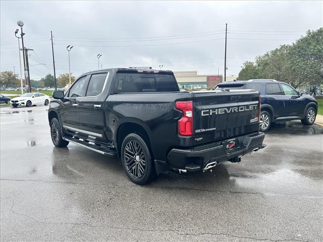 2022 Chevrolet Silverado 1500 High Country:D14091