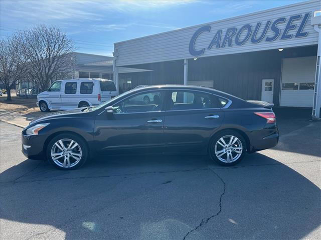 2015 Nissan Altima 3.5 SL:D13575