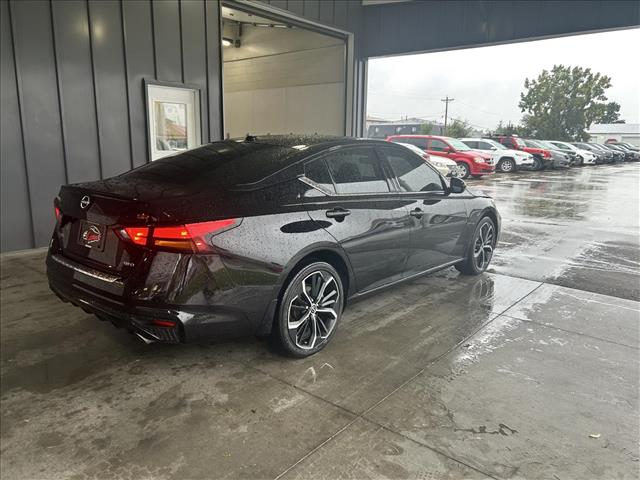 2023 Nissan Altima 2.5 SR:D14088