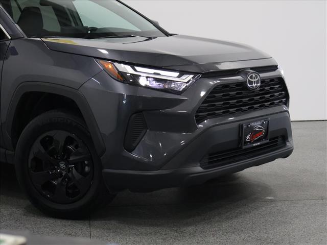 2025 Toyota RAV4 LE:D13897