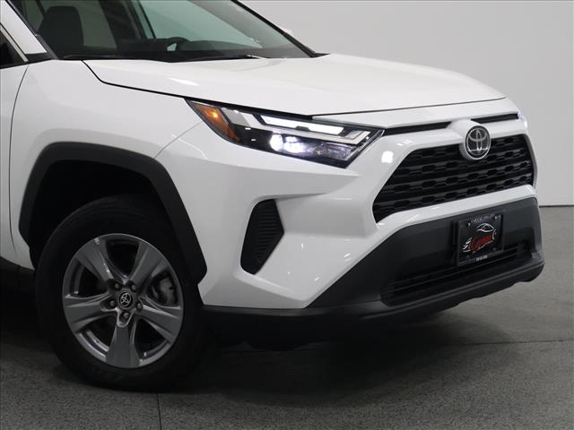 2022 Toyota RAV4 XLE:D13727