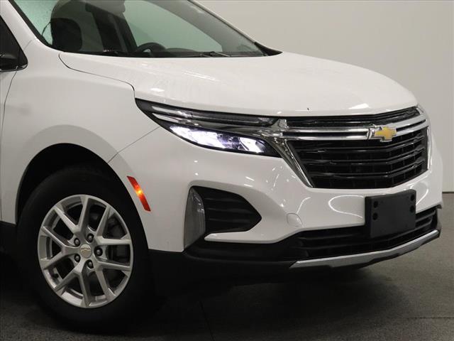 2023 Chevrolet Equinox LT photo 2