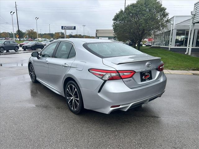 2018 Toyota Camry SE:D14049A