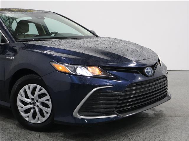 2021 Toyota Camry Hybrid LE:D14031