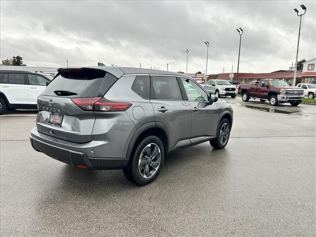 2025 Nissan Rogue SV:D14136