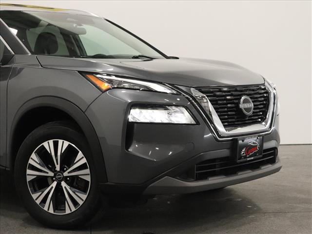 2023 Nissan Rogue SV:D13523