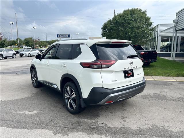 2022 Nissan Rogue SL:D13951