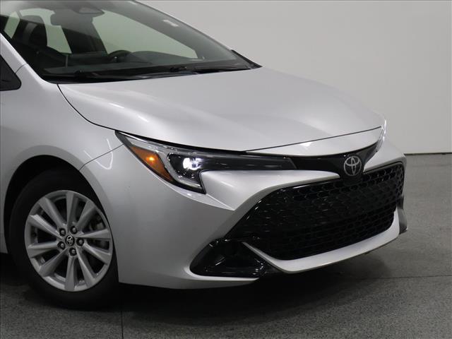 2024 Toyota Corolla Hatchback SE:D13943