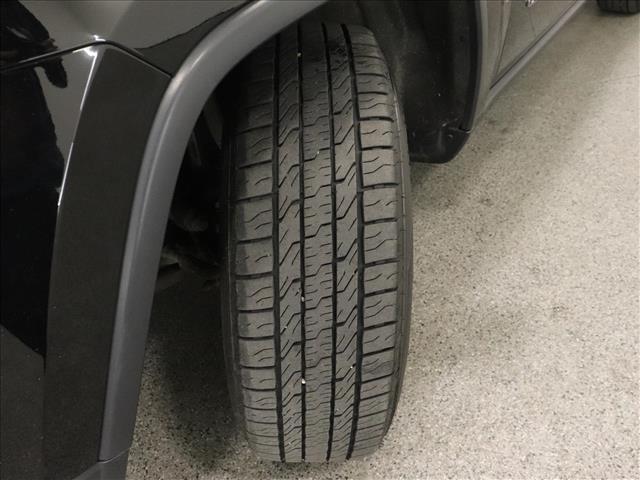 2020 Jeep Grand Cherokee Laredo:D13104A