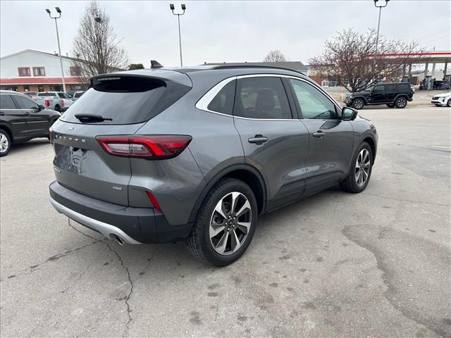 2023 Ford Escape Hybrid Platinum:D13569