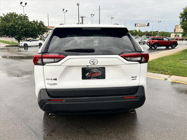 2022 Toyota RAV4 XLE:D13811