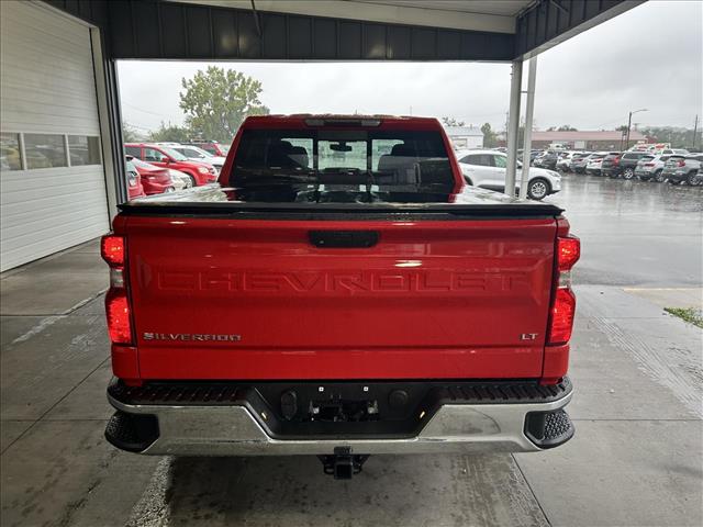2019 Chevrolet Silverado 1500 LT:D14082