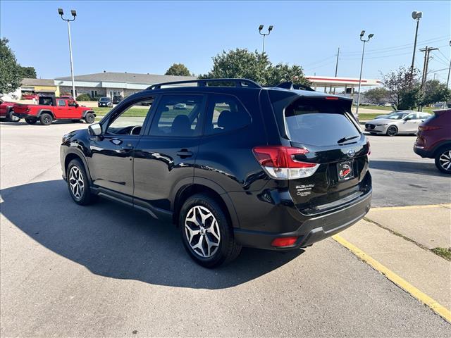 2022 Subaru Forester Premium:D13968