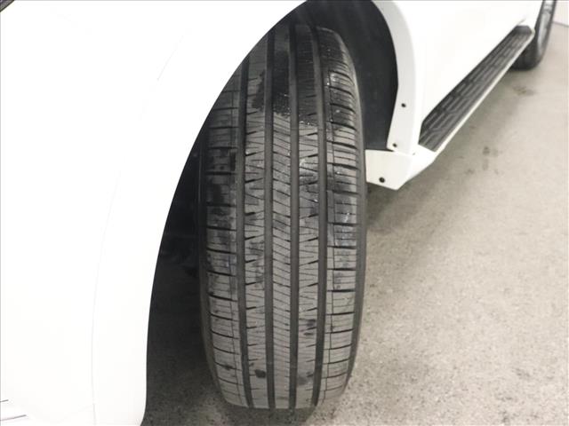 2024 INFINITI QX80 Luxe:D13548