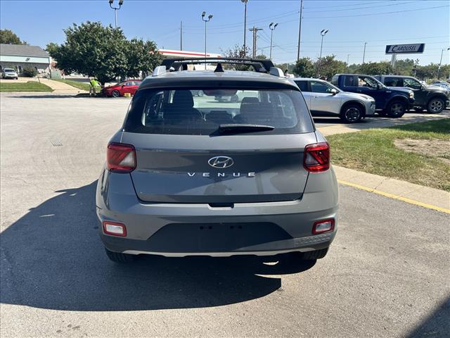 2021 Hyundai VENUE SEL:D13999