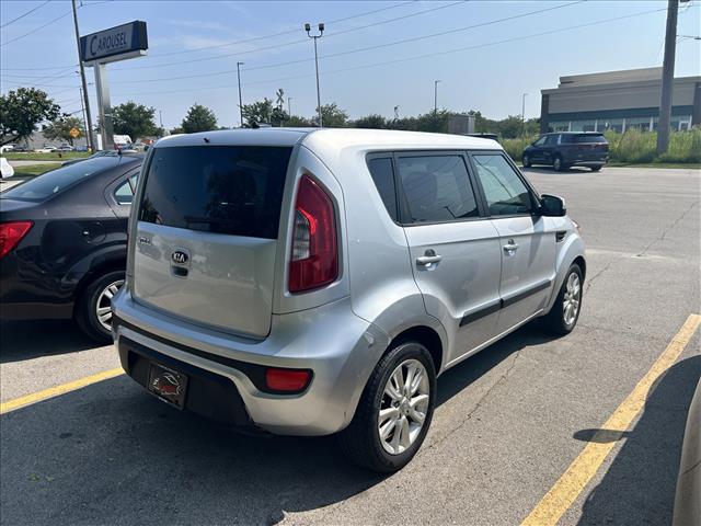 2013 Kia Soul:D13738B