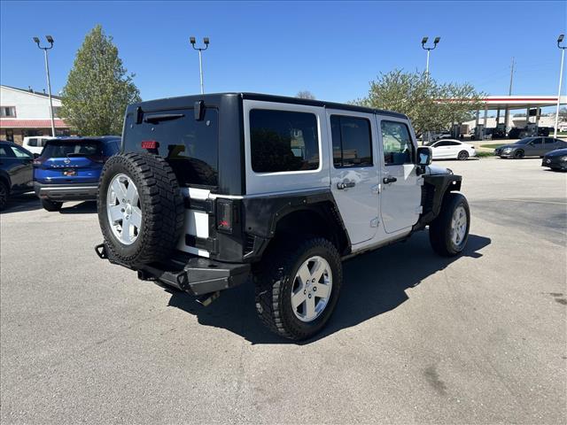 2013 Jeep Wrangler Unlimited Sahara:D12889A