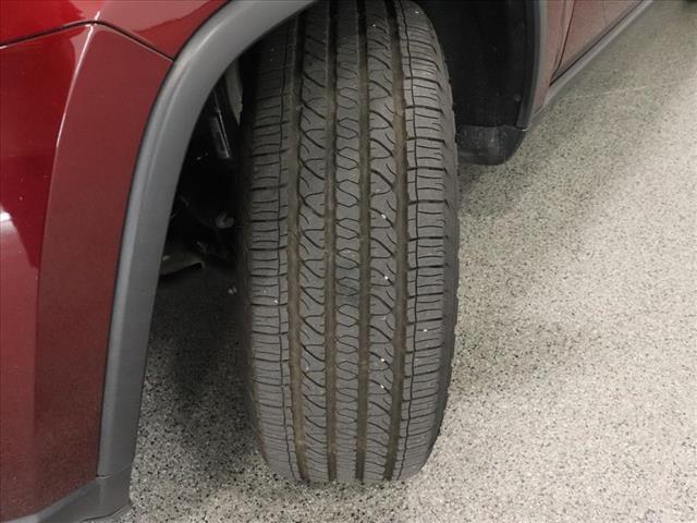 Photo of 2021 Jeep Grand Cherokee Limited in Iowa City, IA - 5,  2021 Jeep Grand Cherokee Limited:D13105