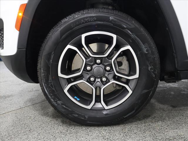 2024 Jeep Grand Cherokee Trailhawk 4xe:D14018