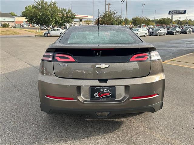 2014 Chevrolet Volt photo 3