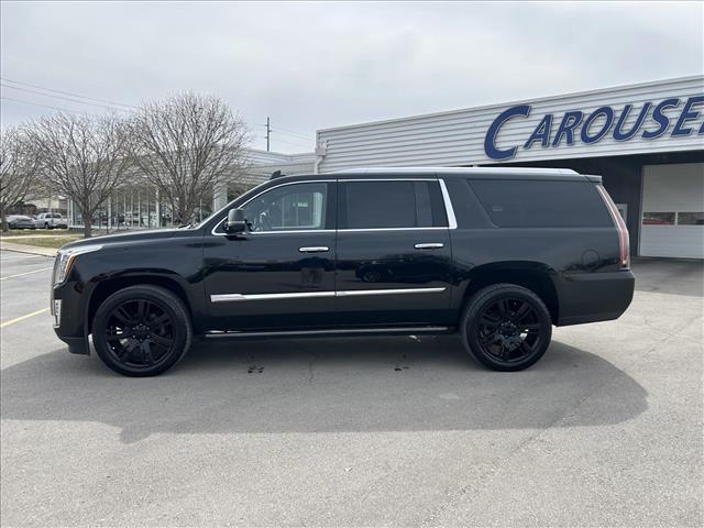 2017 Cadillac Escalade ESV Platinum:D13622