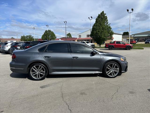 2018 Volkswagen Passat 2.0T R-Line:D13712