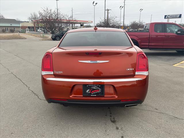 2021 Chrysler 300 Touring:D13583