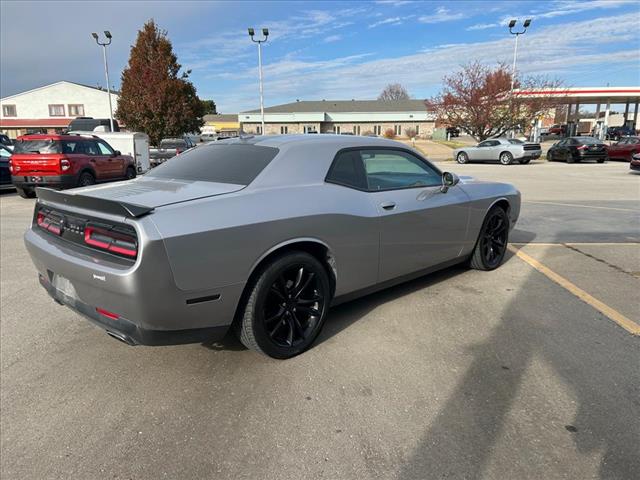 2016 Dodge Challenger SXT Plus:D13295B